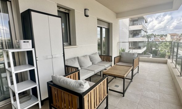 Resale - Apartment - Orihuela Costa - Villamartín