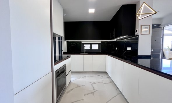 Reventa - Apartamento - San Miguel de Salinas