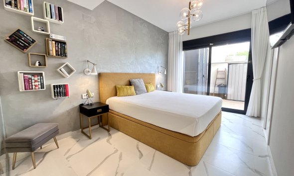 Reventa - Apartamento - San Miguel de Salinas