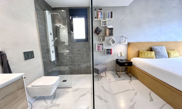 Reventa - Apartamento - San Miguel de Salinas