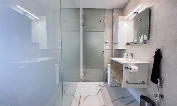 Reventa - Apartamento - San Miguel de Salinas