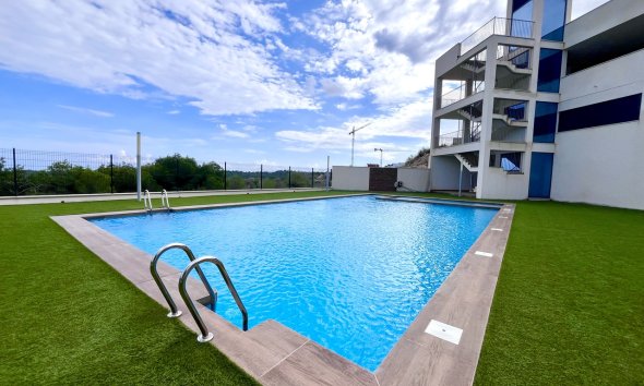 Reventa - Apartamento - San Miguel de Salinas