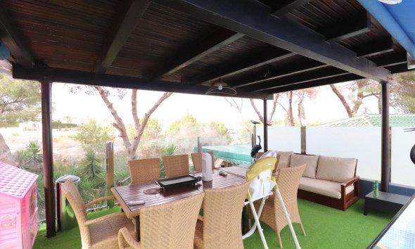 Resale - Villa - Orihuela Costa - Montezenia