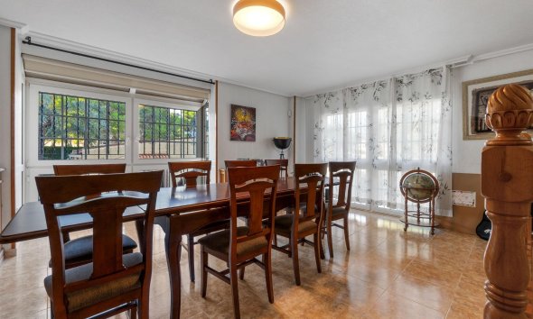 Resale - Villa - Torrevieja - Los balcones