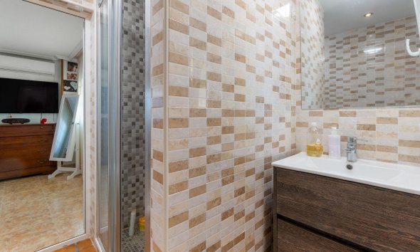 Resale - Villa - Torrevieja - Los balcones