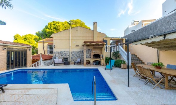 Resale - Villa - Torrevieja - Los balcones