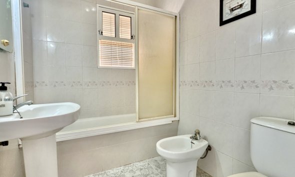 Resale - Apartment - Orihuela Costa - Playa Flamenca