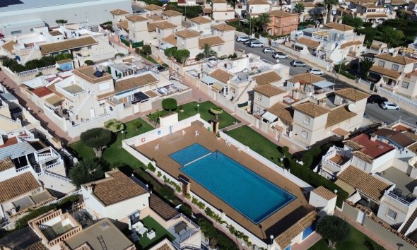 Resale - Terraced house / Townhouse - Orihuela Costa - Los Altos