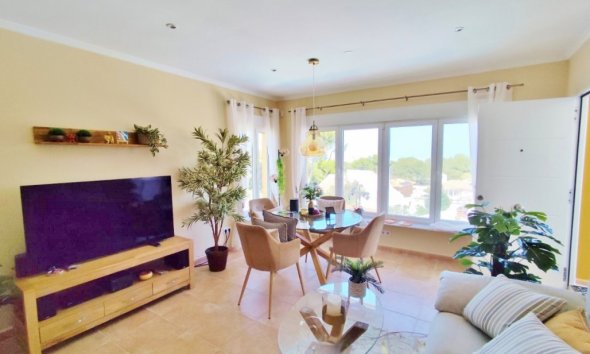 Reventa - Villa - San Miguel de Salinas