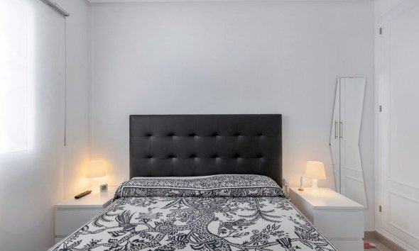 Rynek Wtórny - Apartament - Torrevieja - La Mata