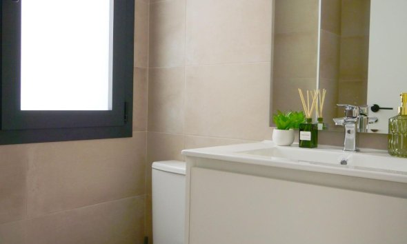 Obra nueva - Adosado - Dolores - polideportivo