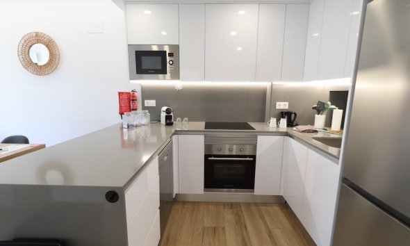 Resale - Apartment - Orihuela Costa - Villamartín-Las Filipinas