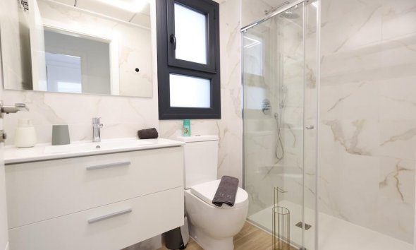 Resale - Apartment - Orihuela Costa - Villamartín-Las Filipinas