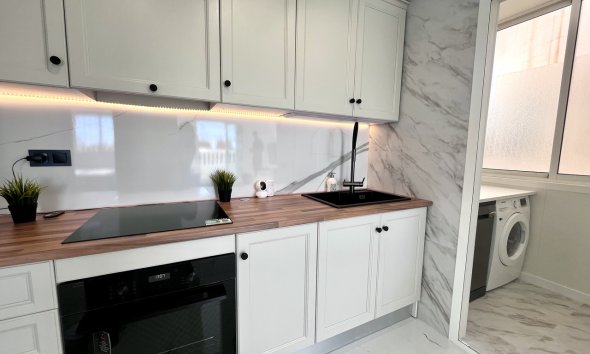 Resale - Apartment - Orihuela Costa - Playa Flamenca