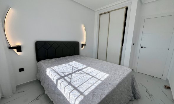 Resale - Apartment - Orihuela Costa - Playa Flamenca