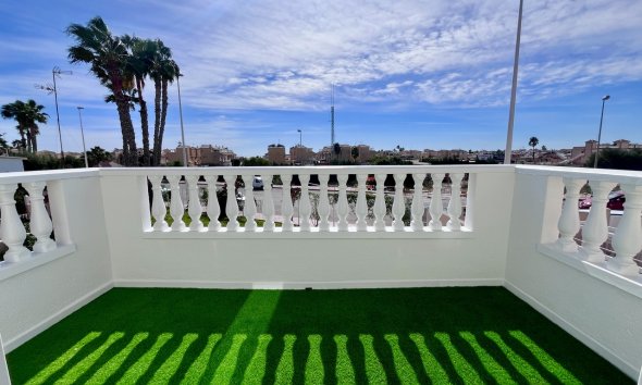 Resale - Apartment - Orihuela Costa - Playa Flamenca