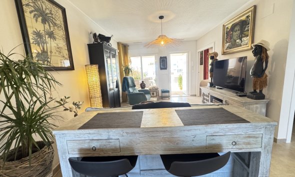 Resale - Apartment - Orihuela Costa - Villamartin