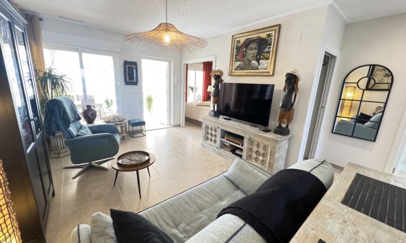 Resale - Apartment - Orihuela Costa - Villamartin