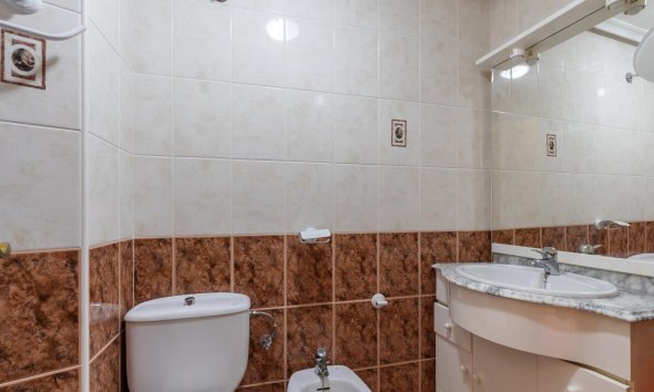 Resale - Apartment - Torrevieja - La Mata