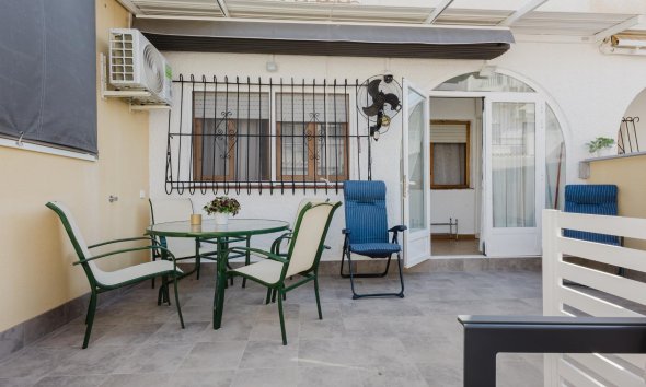 Resale - Bungalow - Torrevieja - playa de los naufragos