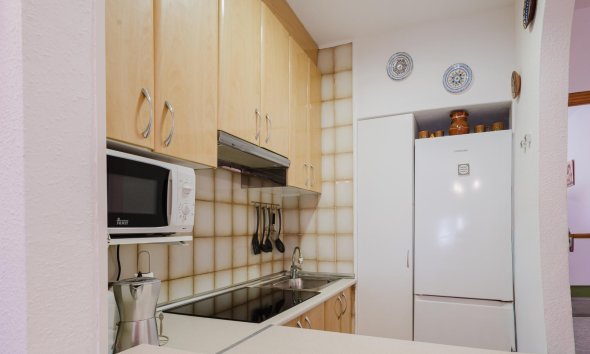 Resale - Bungalow - Torrevieja - playa de los naufragos