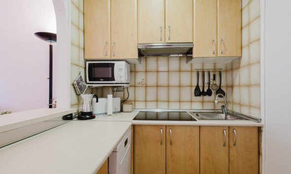 Resale - Bungalow - Torrevieja - playa de los naufragos