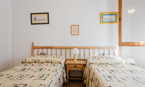 Resale - Bungalow - Torrevieja - playa de los naufragos