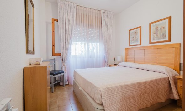 Resale - Bungalow - Torrevieja - playa de los naufragos