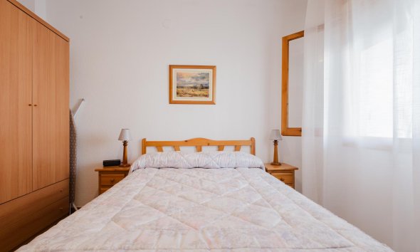 Resale - Bungalow - Torrevieja - playa de los naufragos