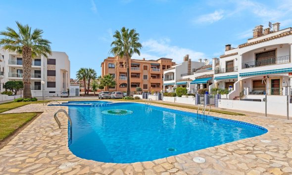Resale - Apartment - Orihuela Costa - Villamartín
