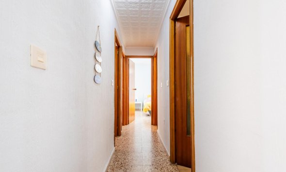 Resale - Apartment - Torrevieja - playa de los naufragos