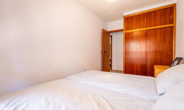 Resale - Apartment - Torrevieja - playa de los naufragos