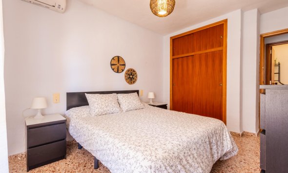 Resale - Apartment - Torrevieja - playa de los naufragos