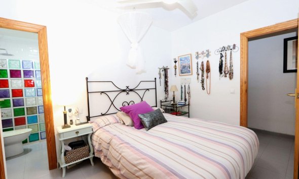 Resale - Apartment - Torrevieja - Playa Flamenca