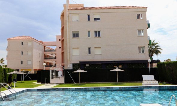 Resale - Apartment - Torrevieja - Playa Flamenca