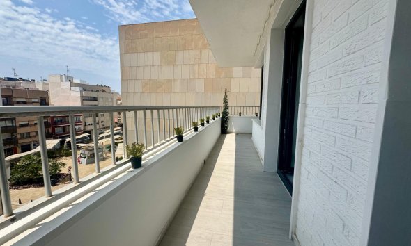 Resale - Apartment - Torrevieja - CLUB NAUTICO TORREVIEJA