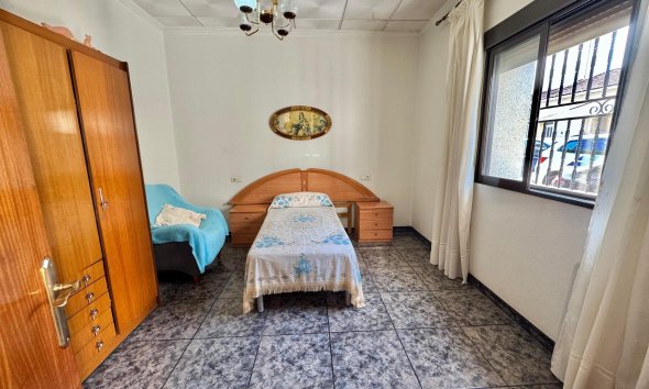 Resale - Villa - Benejúzar