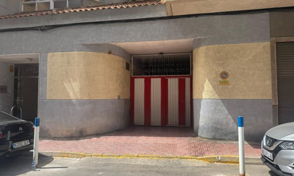 Resale - Garaje - Torrevieja - Playa Acequion