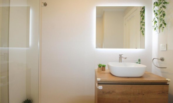 Resale - Apartment - Torrevieja - La Veleta