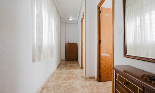 Resale - Apartment - Torrevieja - playa de los naufragos