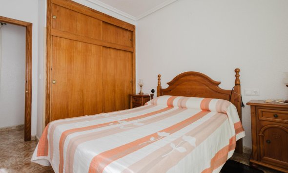 Resale - Apartment - Torrevieja - playa de los naufragos