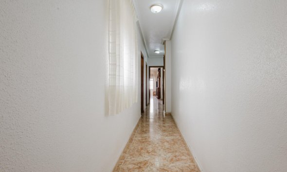 Resale - Apartment - Torrevieja - playa de los naufragos