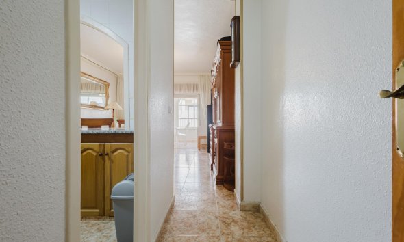 Resale - Apartment - Torrevieja - playa de los naufragos