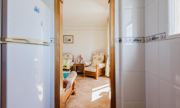 Resale - Apartment - Torrevieja - Parque de Las Naciones