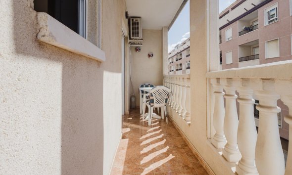 Resale - Apartment - Torrevieja - Parque de Las Naciones