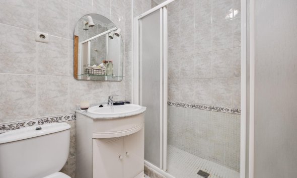 Resale - Apartment - Torrevieja - Parque de Las Naciones