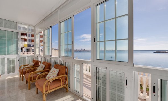 Resale - Apartment - Torrevieja - Playa del Acequión