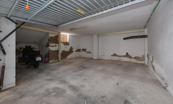 Resale - Apartment - Torrevieja - Playa del Acequión