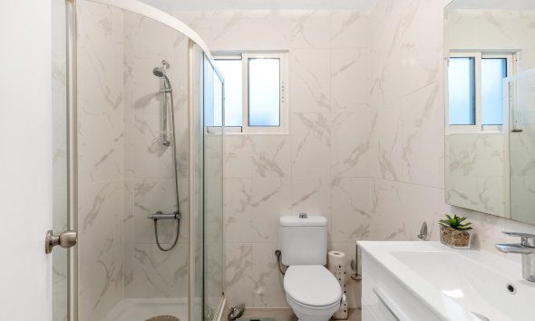 Reventa - Apartamento - Torrevieja - Playa del cura