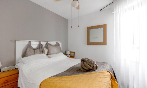 Reventa - Apartamento - Torrevieja - Playa del cura